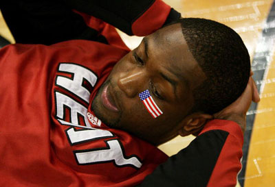 NBA｜詹姆士砍24分 湖人送巫师16连败